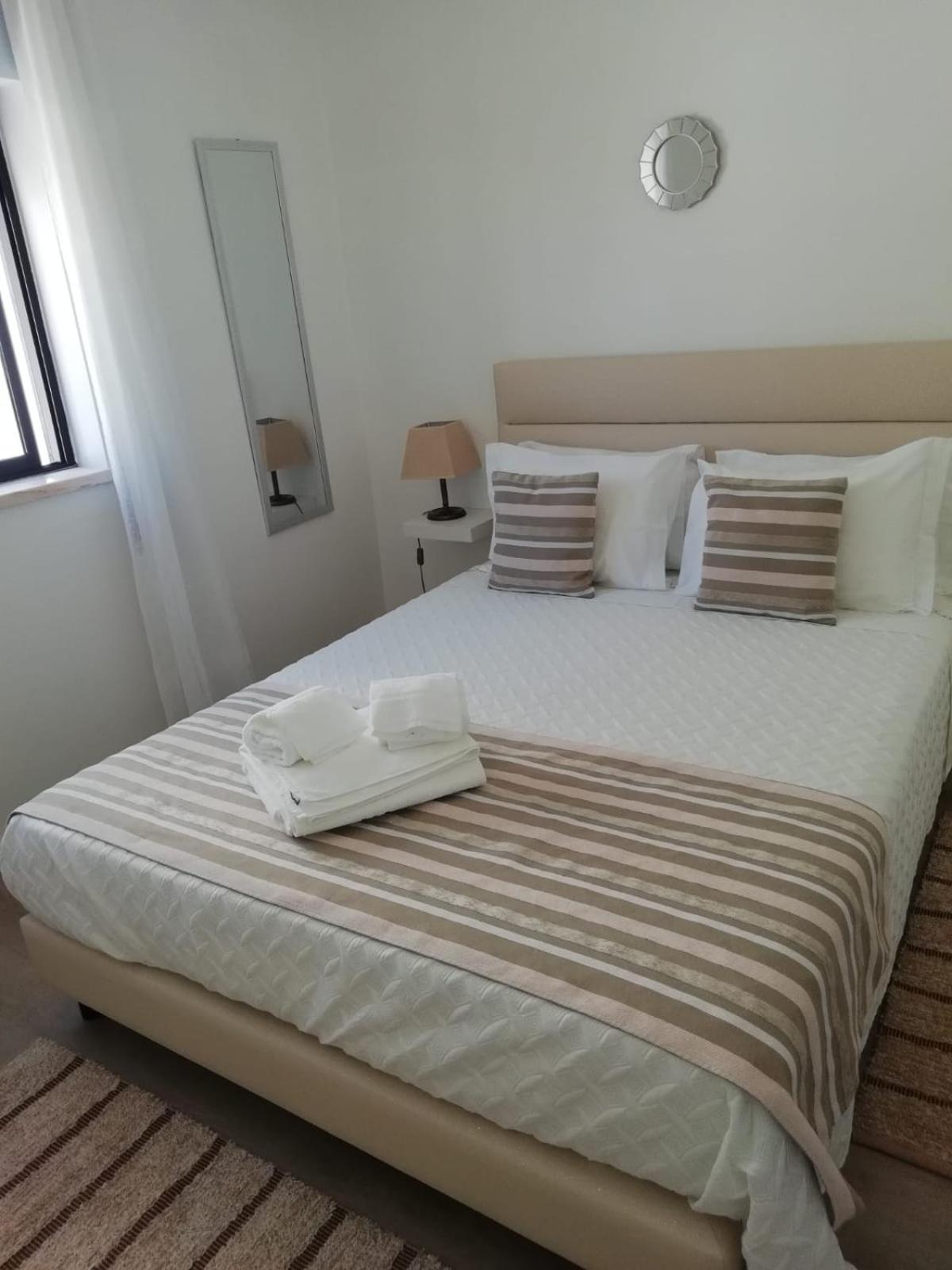 Ferienwohnung Olhos D'Agua - Penthouse Nazaré Exterior foto
